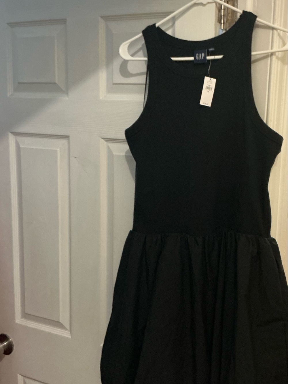 GAP Black Sleeveless Midi Dress with Bubble hem